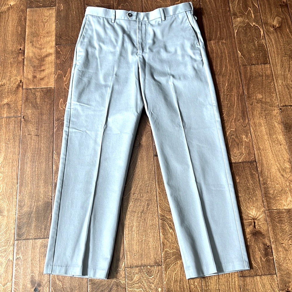 Men’s Croft & Barrow Gray Dress Pants 36/32